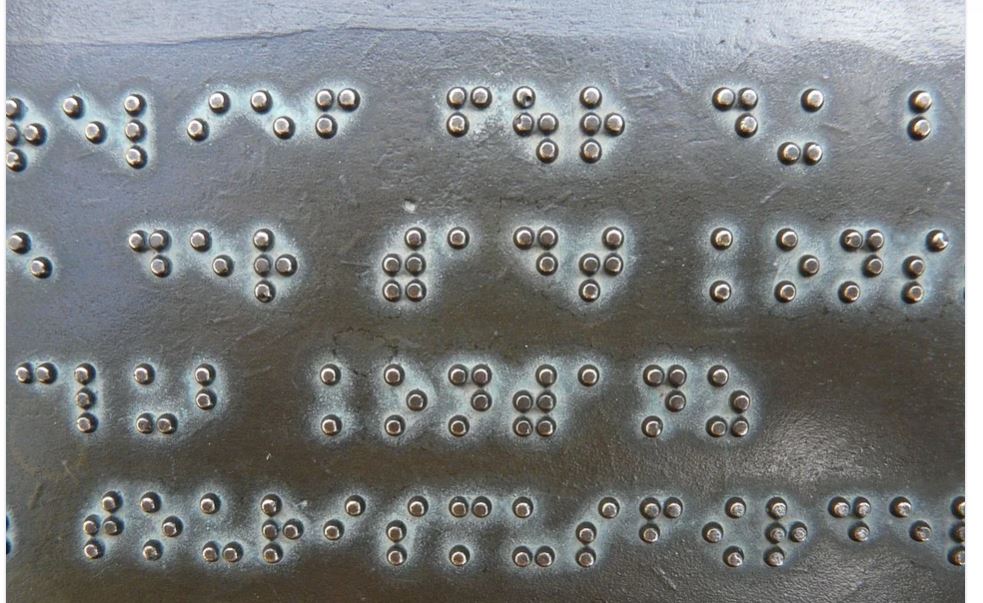 World Braille Day: Louis Braille e una nuova invenzione della scrittura